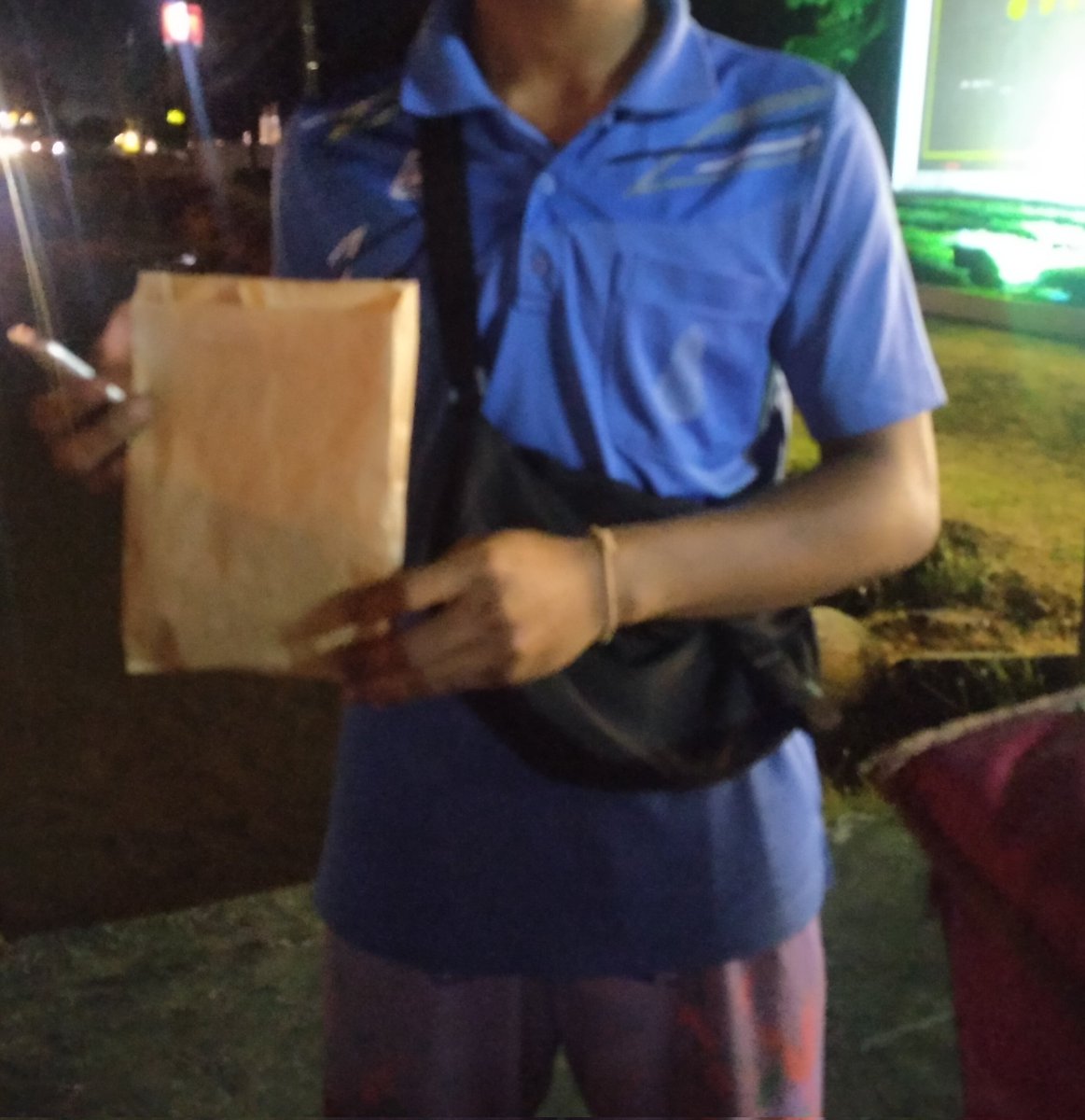 Mheme_Neu's tweet photo. 19:00-00:00ส่งด่วนให้ได้นะครับ ในอุดรธานี 10 g 100 +30ส่งด่วนอุดร พร้อมขึ้นยาน #นัดรับ #นัดรับอุดร #กัญชาอัดแท่ง #กัญชาอุดร https://t.co/Or2U2vrbZS