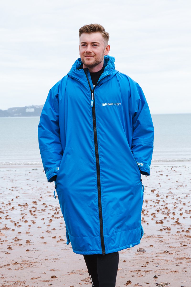 Two Bare Feet tweet media