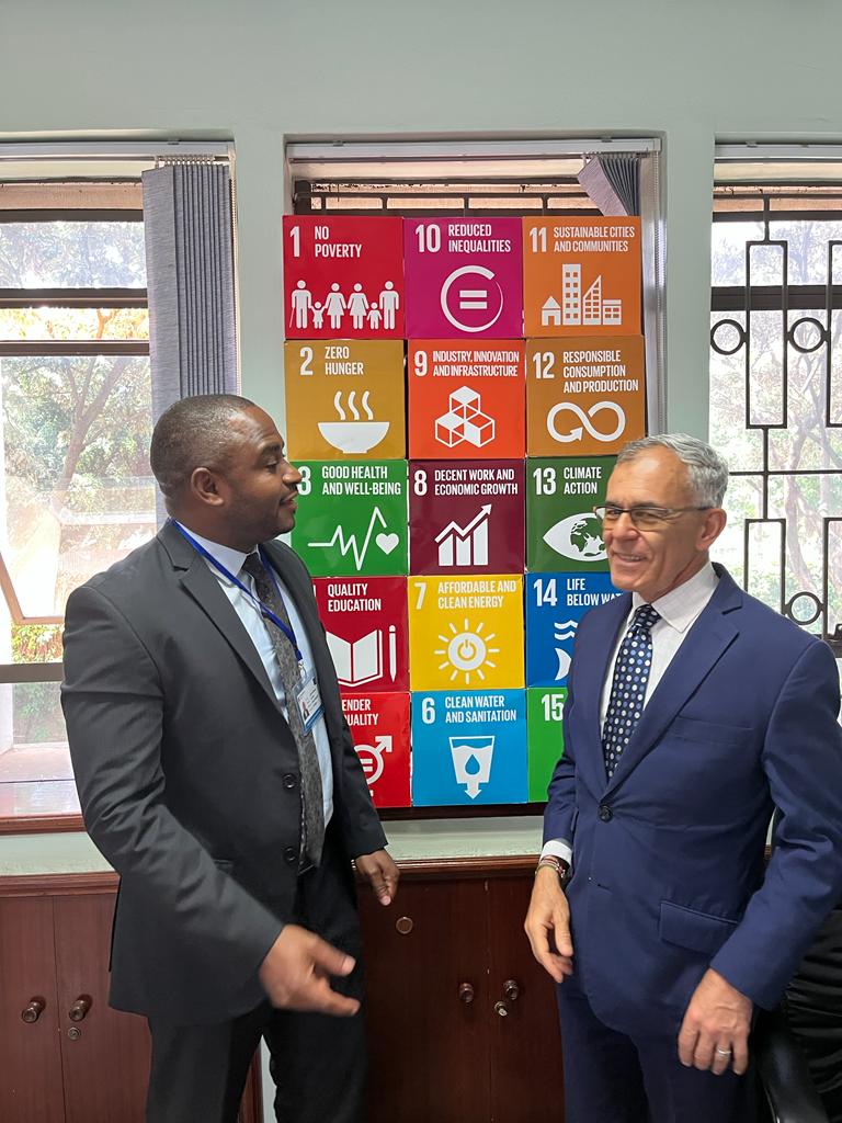 MiundomsingiHub's tweet photo. The Miundo Misingi Hub showcased its #ESG &amp; #Sustainability and the #ProjectPipeline pillars and possible ways we could collaborate in championing innovation and research in the infrastructure sector in the region. @ISIenvision @GRESB @WBG_PPP @gi_hub @iBizAfrica @iLabAfrica https://t.co/Kw6rh9Uj57