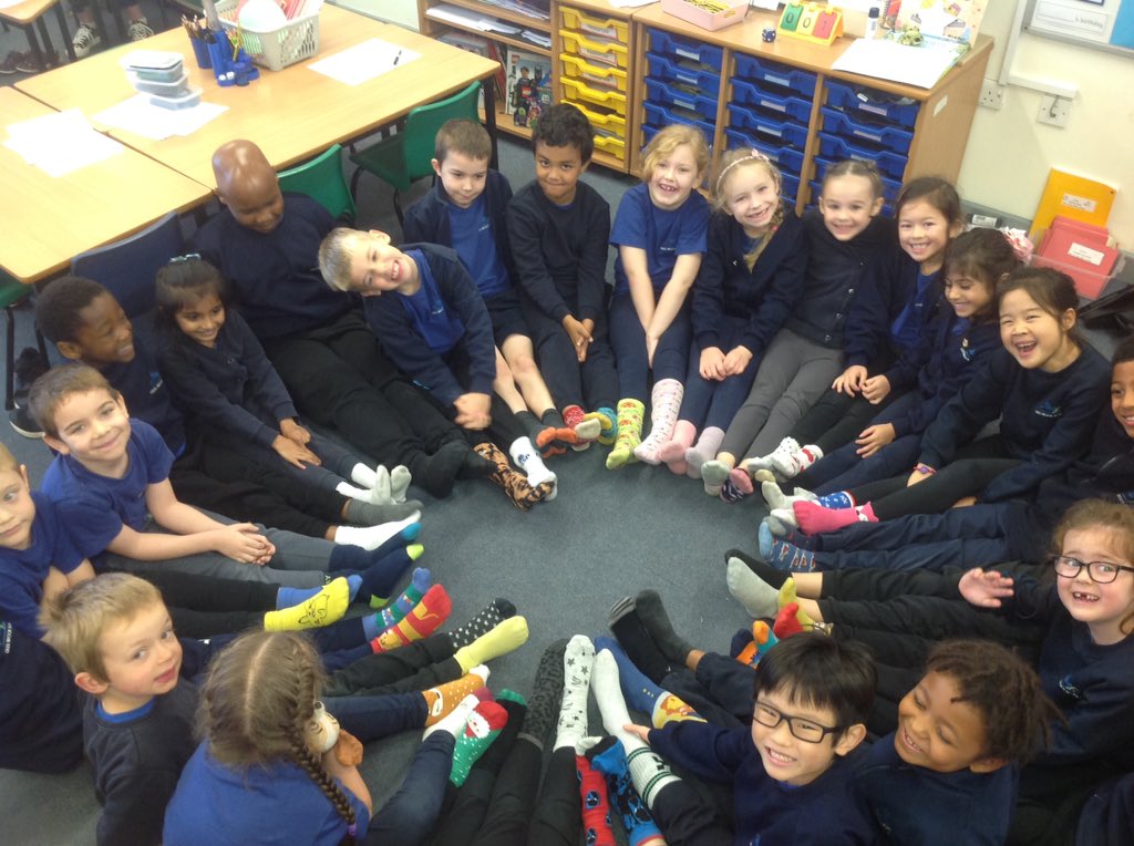Dragonflies are celebrating anti-bullying week with fabulous odd socks. Great job Dragonflies. #gbs4pshe #antibullingweek2022