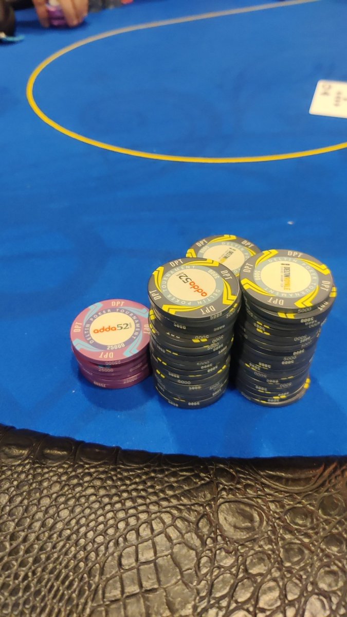 Abhigoindi's tweet photo. Down to the final 3 tables in the main event! Theres going to be a redraw!We have 450k with the blinds at 15k/30k and 7 mins left in the level!#Letsspin https://t.co/mxZkv3apIp