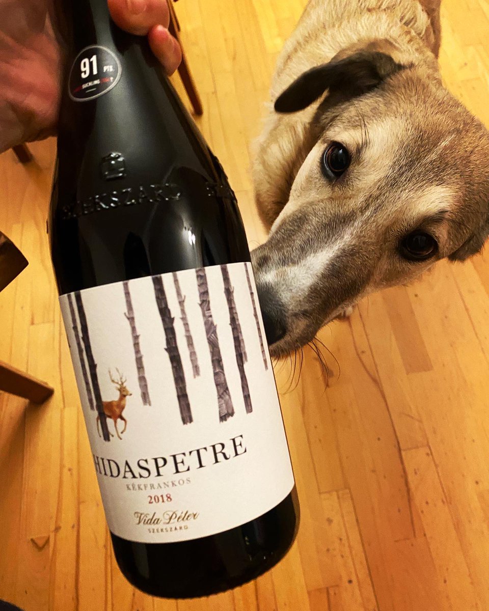 ハンガリーも美味しいワインがたくさんあって、カフェで氣軽に楽しめるのもステキ。
今回はどっぷりコーヒーに浸かってたからまたそれは次回のお楽しみ。
お土産で持ち帰ったワインも相当美味しかった！