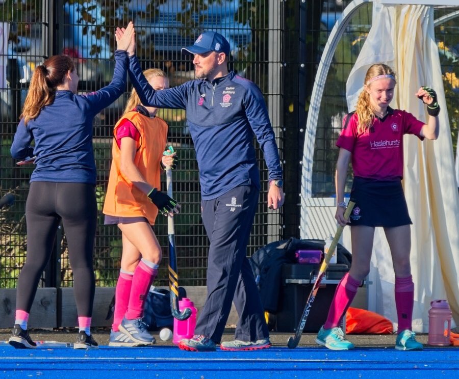 Happy Monday 👋🏼

Saturday was our first win of the season and it was full of smiles, hugs and hi-5s 💗💙

<a href="/SutColHockey/">Sutton Coldfield HC</a>