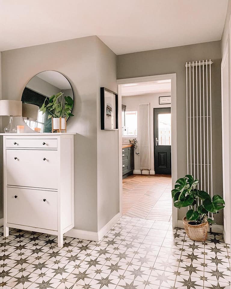 TileMarketUK's tweet photo. Fabulous Feature Walls & Floors ❤️
Looking for a way to add instant wow factor to a space? Feature walls and floors are a simple yet high impact way to transform any room in your home.
Look at these designs and take inspiration with you! (All real #TileMarket customer projects!) https://t.co/I5BJ4FDTGq