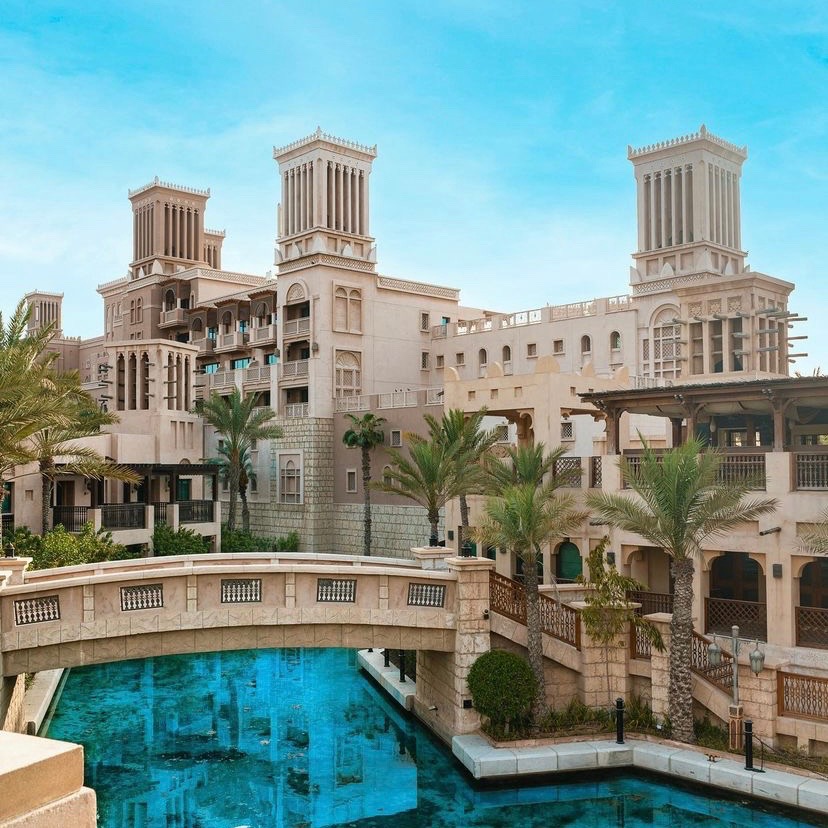 PakTravels's tweet photo. Are you looking for somewhere spectacular? Jumeirah Dar Al Masyaf features a beautiful design which cannot be missed. 🤩

Contact Pak Travels today to book your luxury break 💖

#paktravels #travelagent #packageholidays #holidaydeals #dubailove #jumeirahdaralmasyaf https://t.co/IGwiGgCAbd