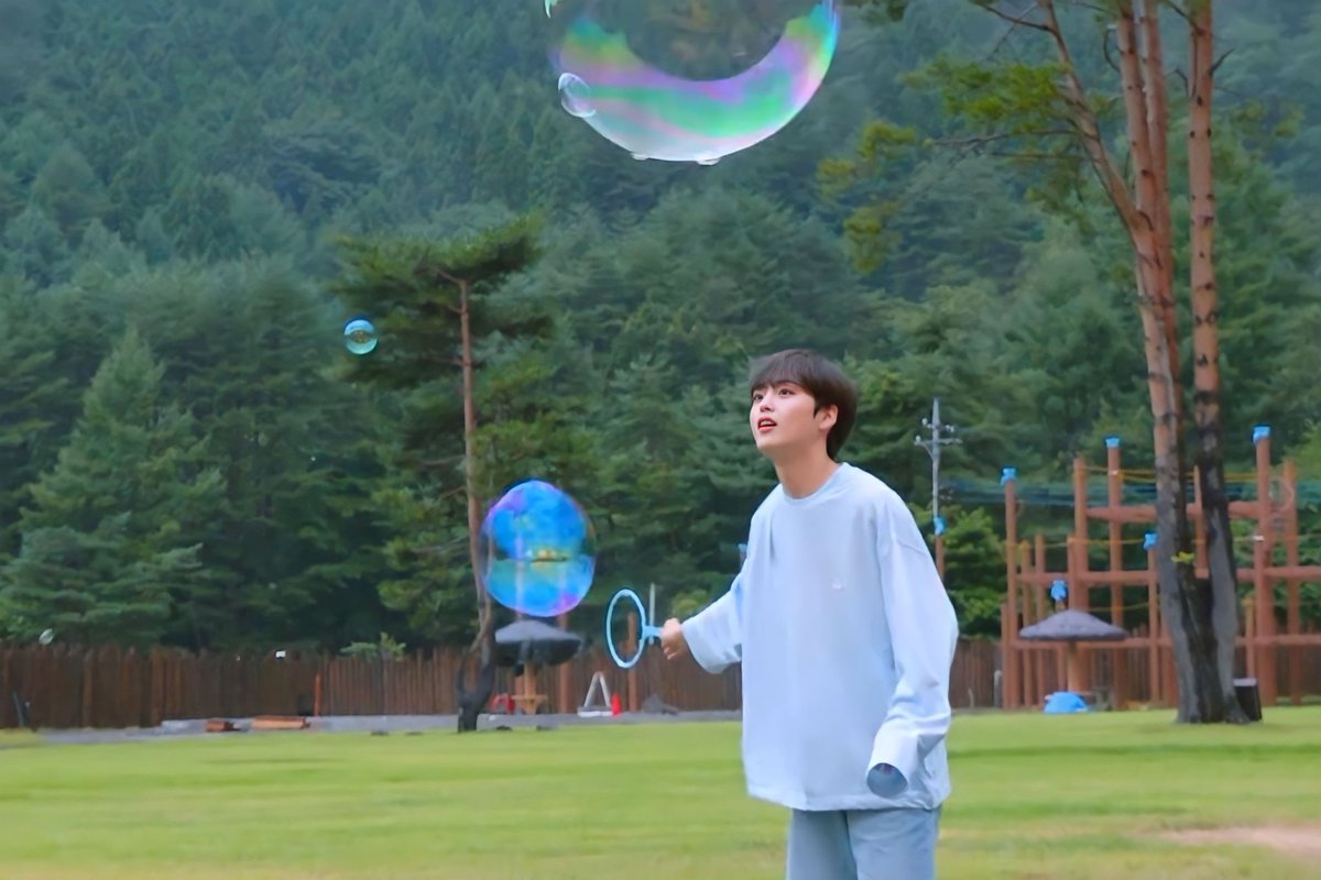 withshj_'s tweet photo. 🍀

#형준 #크래비티
#HYEONGJUN #CRAVITY https://t.co/7OEx1DJKNl