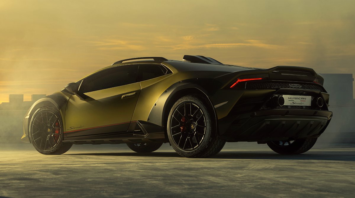 carwowuk's tweet photo. FIRST LOOK: Lamborghini Huracan Sterrato!

🔥 A V10-powered Huracan built for off-roading!
🔥 Raised ride height, roof scoop &amp; LED light strips!
🔥 Set to be formally unveiled 30th November!
😭 The last purely petrol-powered Lambo?! 

So... Thoughts? 👀 https://t.co/S15DK36FYS