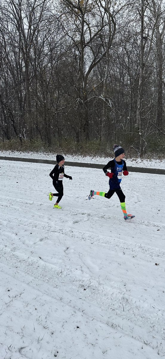meghanehoward's tweet image. Sterling ran through the ❄️ at #usatf XC State this weekend to claim her spot at Regionals next weekend!  #runnergirl #fishersfire🔥