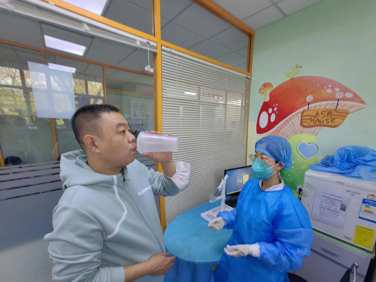 Aerogen's tweet photo. "World-first inhaled COVID-19 vaccine, developed in partnership between Aerogen &amp; CanSinoBio, first public booster immunization in China.." read all about it here: https://t.co/kulRLTA7nv https://t.co/YrKWQ5oRba