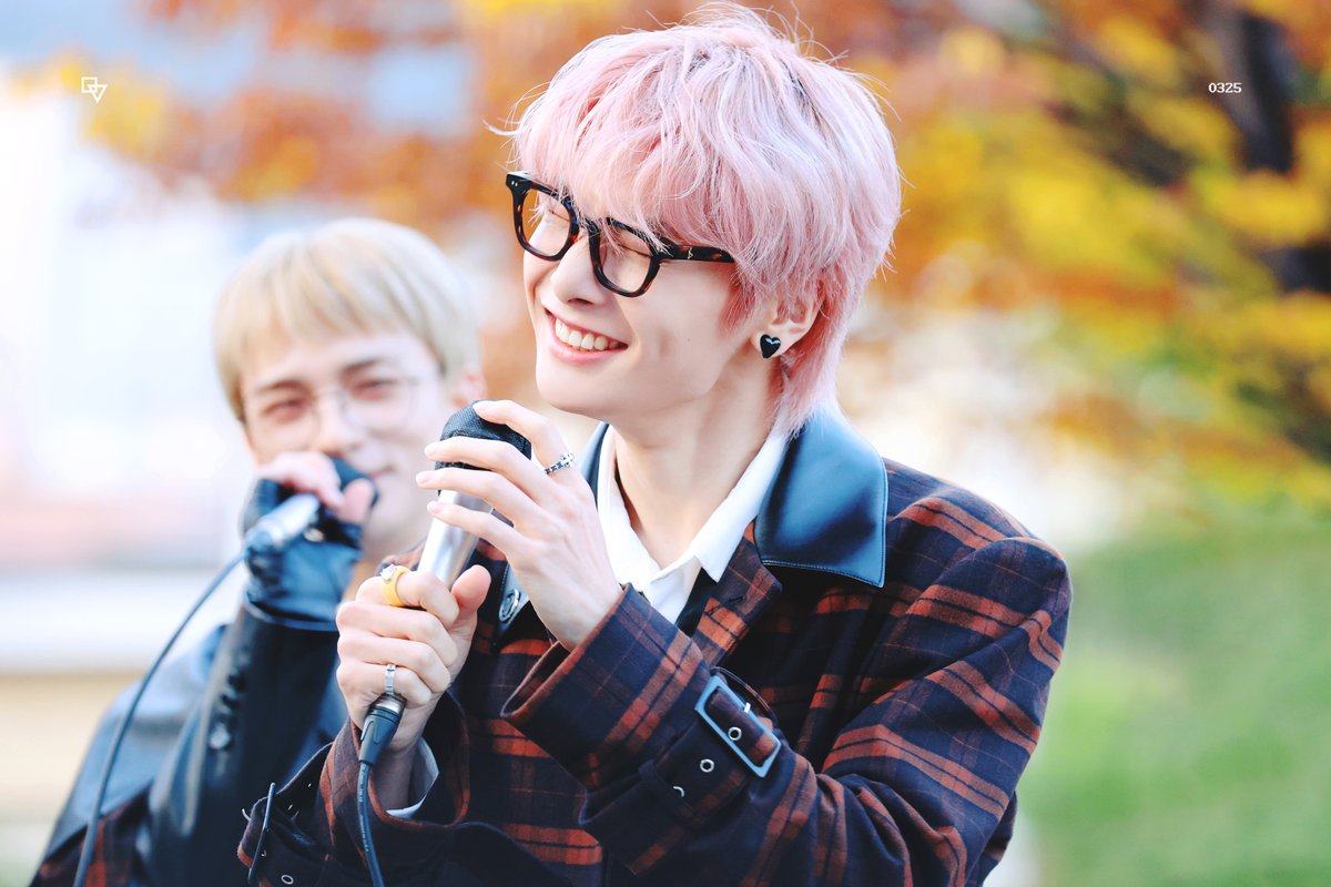encounter0325's tweet photo. 221022 솜사탕🍬 #StrayKids #아이엔 https://t.co/oqzmAUVPwU