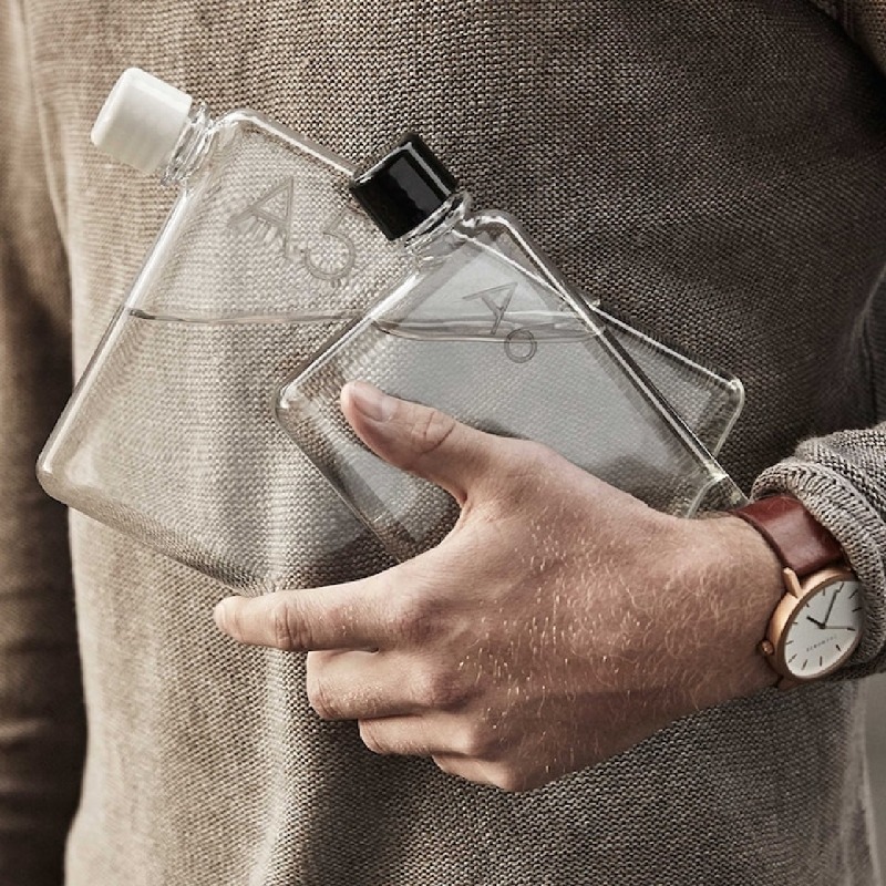 theavocadohack's tweet photo. NEW THIS WEEK: Innovative Notebook Size Flat Water Bottle (BPA Free) 💦
⁠
With the slim fit and lightweight feel, there is no excuse not to bring this reusable bottle with you on the go. 💙
⁠
#healthyskin #hydration #nourish #stayhydrated #antioxidants #nutrients #drinkwater