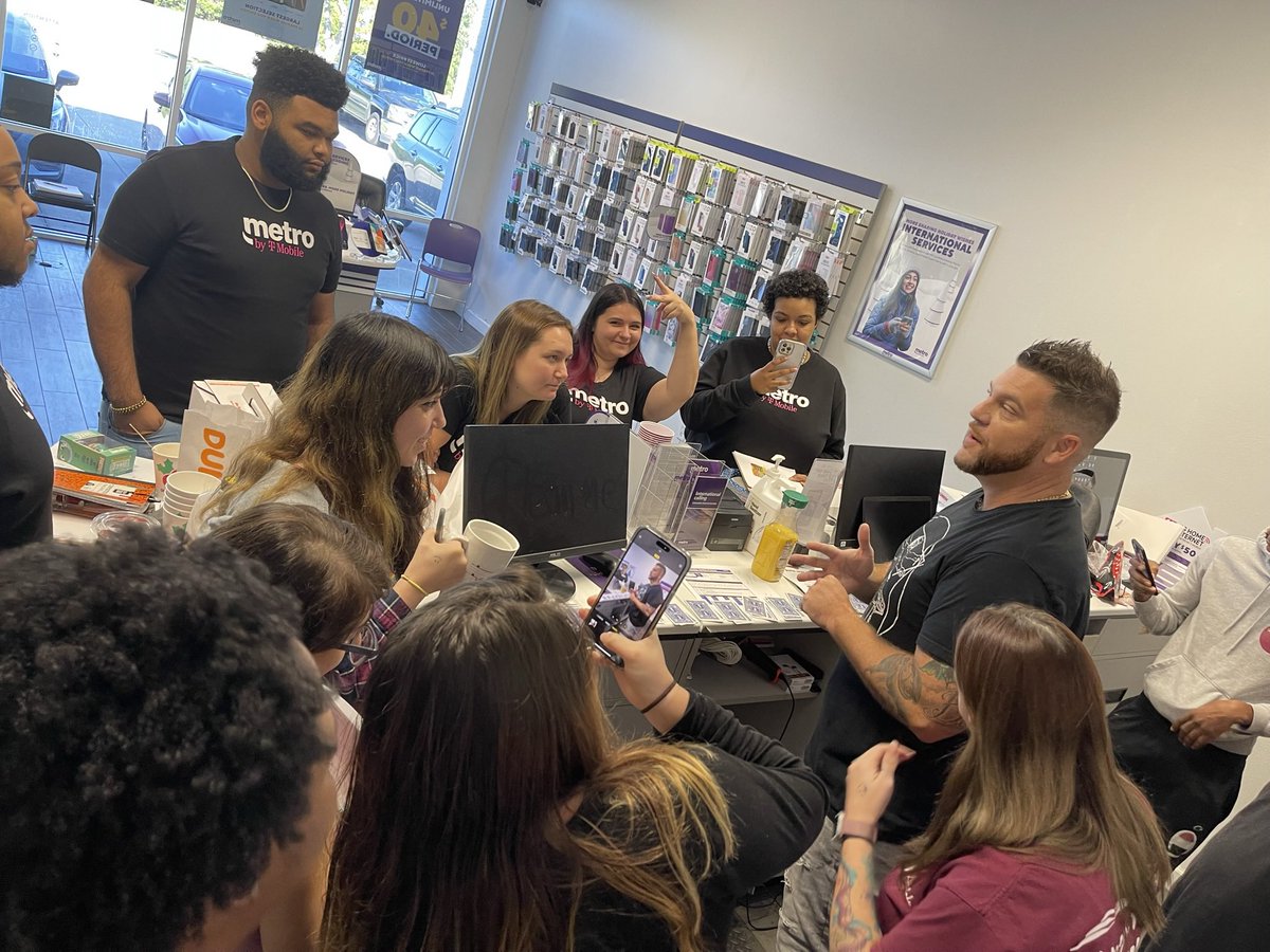 When you lead and speak from a place that everyone understands, A place where All people can relate to your message and feel a part of the big picture-You can do special things 🏴‍☠️
You see anyone disengaged? Anyone not interested? Anyone sleep?  
&amp; This was Sunday morning at 8am