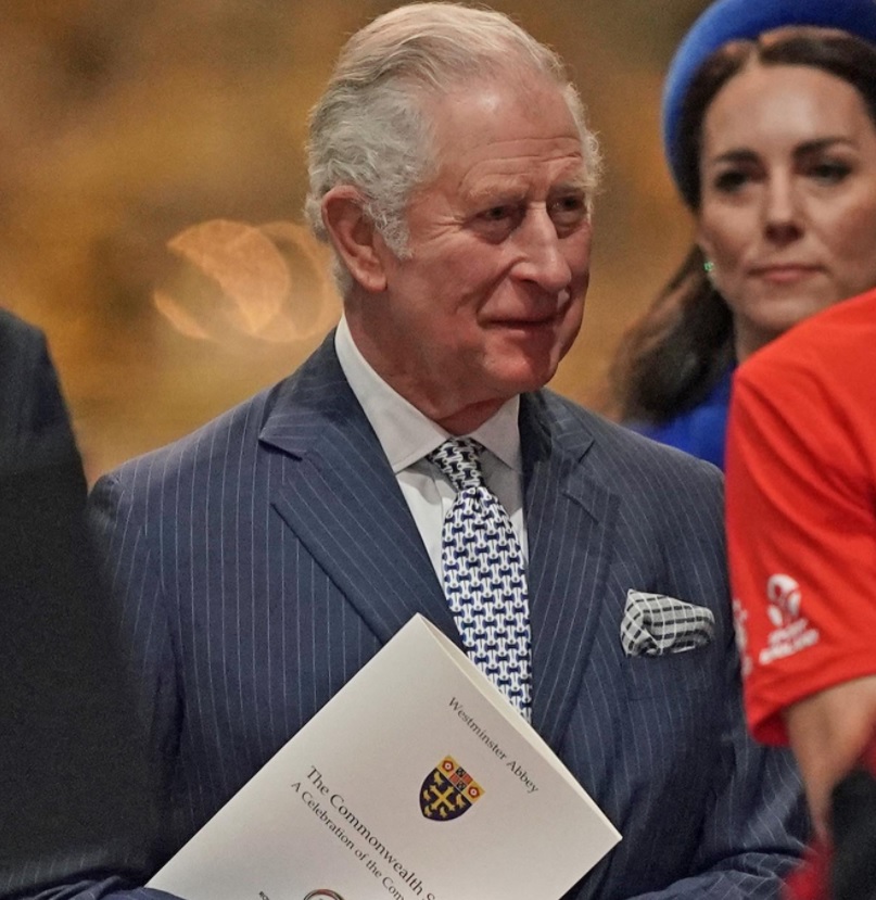 King Charles III celebrates his birthday today.

His Majesty is 74 years old.

Happy Birthday!