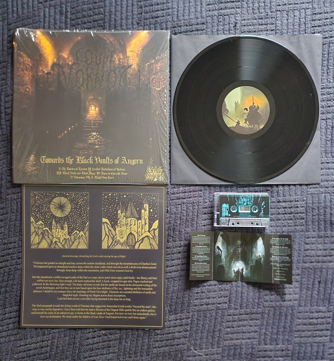 LordOfTheShado8's tweet photo. More Monday Black Metal Unboxing this time from the amazing #CountVornok we have the cassette split with #GateMaster The Codex Astarium and The Rite Of Passage also on Vinyl #CountVornok Towards The Black Vaults Of Angorn once again #DeathPrayerRecords coming Through. π―βοΈβοΈπ₯π€ https://t.co/3gyUUc9OO3