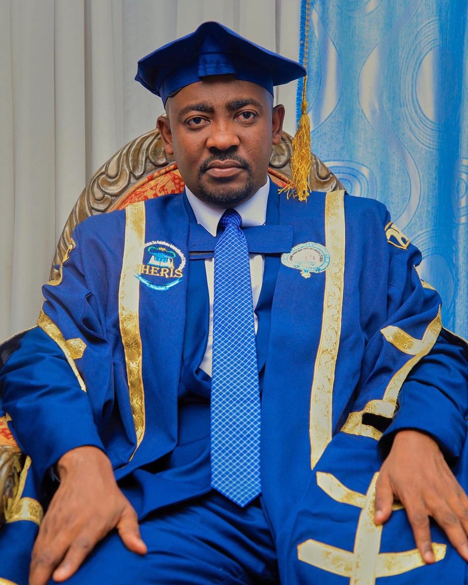Maryam Abacha American University of Nigeria tweet media