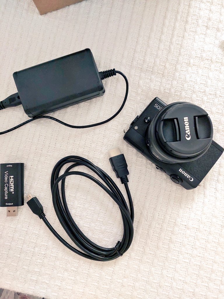 Got my big girl camera out for stream 🤪 
I'm so excited 😊