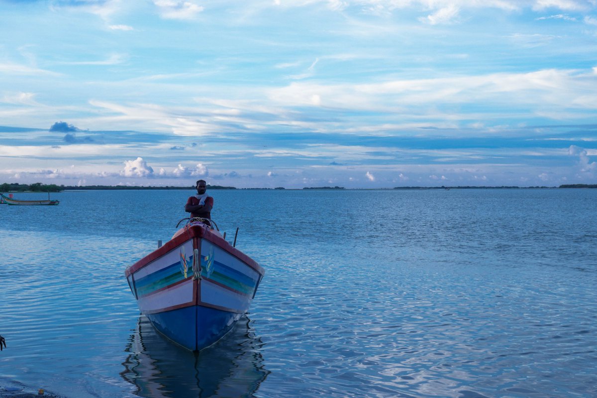 வாசு (@spykevasu) on Twitter photo The sailor
252/365
#PhotoOfTheDay #photograghy <a href="/Siddoffcial/">Coolie Sidd</a> <a href="/Canon_India/">CANON India</a> #shootoncanon #capturedoncanon #EOSR5 The sailor
252/365
#PhotoOfTheDay #photograghy <a href="/Siddoffcial/">Coolie Sidd</a> <a href="/Canon_India/">CANON India</a> #shootoncanon #capturedoncanon #EOSR5