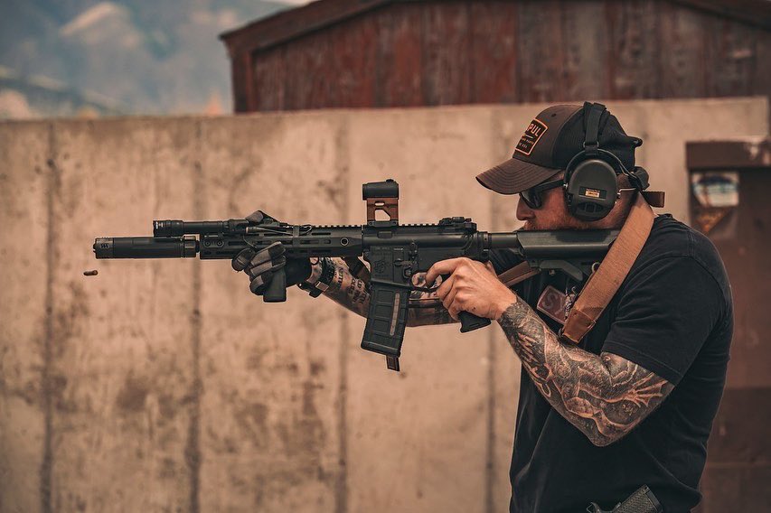 BlackWolfTexas's tweet photo. 🔥📸 by • @1911syndicate
•
-
#gunoptics #GunOptics #Glock #GreenDot #SolarCharging #HolosunOptics #guns #GunsAndAmmo #reddot #pewpewlife #HandgunOptics #NightFision #NightSights #GunSights #bdmp #ipsc #gun #gunsofinstagram #rifle #dsb #bds #optics #greendot #pewpewpew https://t.co/FlcZ4OngTI