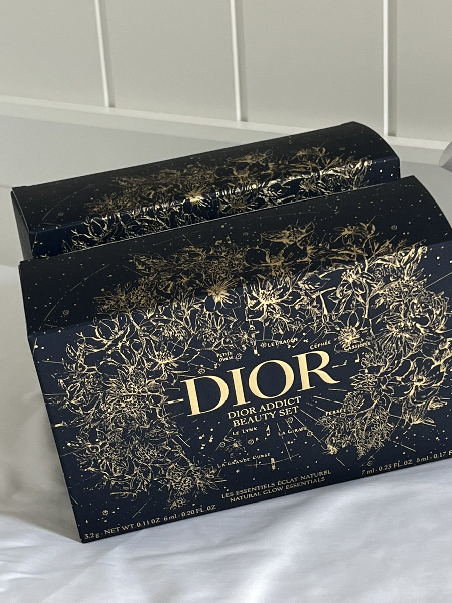 itfeelstory's tweet photo. แจกเซ็ต Dior 3 รางวัล! (รวม 12 ชิ้น) 
เป็น Limited set จากดิออร์

แค่รีทวิตนี้
-แคปหลักฐานการสมัครสมาชิก LazBeauty(ฟรี 💌) + ทำไมอยากได้ ติดแท็ก 
#LazBeautyสวยพร้อมช้อปUnboxได้ทุกวัน 

สมัครสมาชิก: https://t.co/sHBNAJ79C2 
ประกาศ 23 พ.ย. 65 นี้ รีทวิตไปเลยย🌟 https://t.co/VW4n9ERKwc