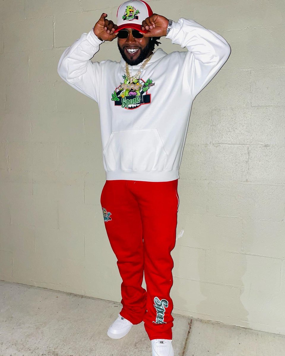 spark1_MBE's tweet image. 🚨YOUR BRAIN A MASTER PIECE USE IT!!!!🚨
#SHOP #SPARK1 #APPAREL #DRIPCHECK