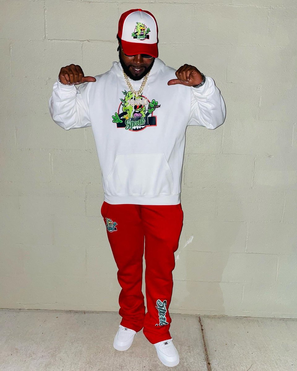 spark1_MBE's tweet image. 🚨YOUR BRAIN A MASTER PIECE USE IT!!!!🚨
#SHOP #SPARK1 #APPAREL #DRIPCHECK