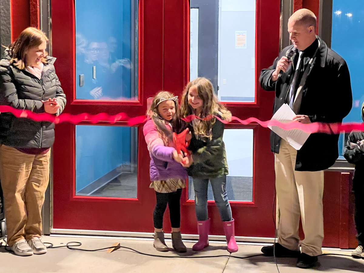 EMAtacoma's tweet photo. We were honored to join the Oakville School District's ribbon cutting &amp; blessing by the Chehalis Tribe for the new Elementary Building &amp; remodeled Middle-High School. We hope it serves its staff, students, and community well. Thank you to all who made this project possible! https://t.co/vKVTeLLA0m
