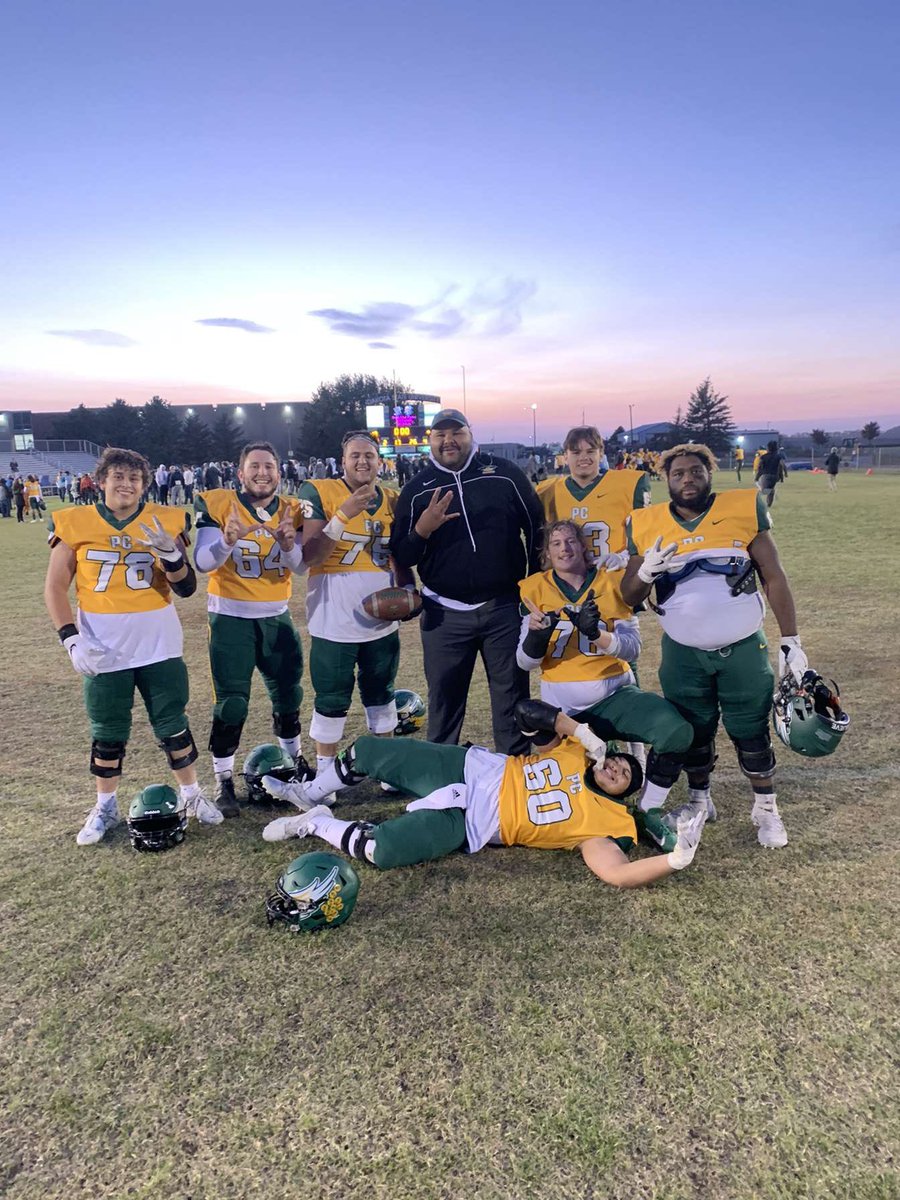 ParkerBeastrom's tweet photo. Thank You PC 💚💛 @PCSaintFootball @PCSaints https://t.co/nUbdFlUGgu
