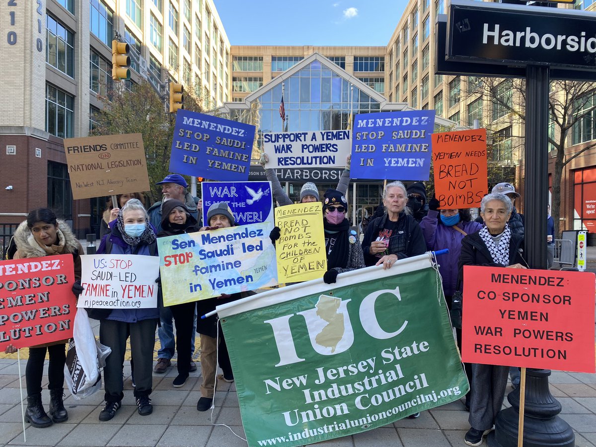 Today labor, veterans’, peace, Jewish &amp; Christian organizations across New Jersey rallied outside <a href="/SenatorMenendez/">Senator Bob Menendez</a>’ office, calling on him to co-sponsor the Yemen #WarPowers Resolution to stop complicity in Saudi war in Yemen. #YemenCantWait <a href="/NJPeaceAction/">New Jersey Peace Action</a> <a href="/VFPNational/">Veterans For Peace</a> <a href="/jvplive/">Jewish Voice for Peace</a>