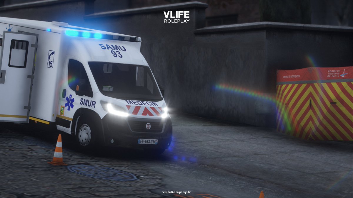vLifeRoleplay's tweet photo. [#Coopération 💪] Sur les interventions chaque service est complémentaire, chacun à sa mission, ses connaissances et son matériel mais tous ont la même passion ➡️ secourir 🤩

Sur la #v3vlife les objets peuvent être posés au sol, rajoutant ainsi du réalisme et du contenu visuel😎 https://t.co/vRJk5hnwFa