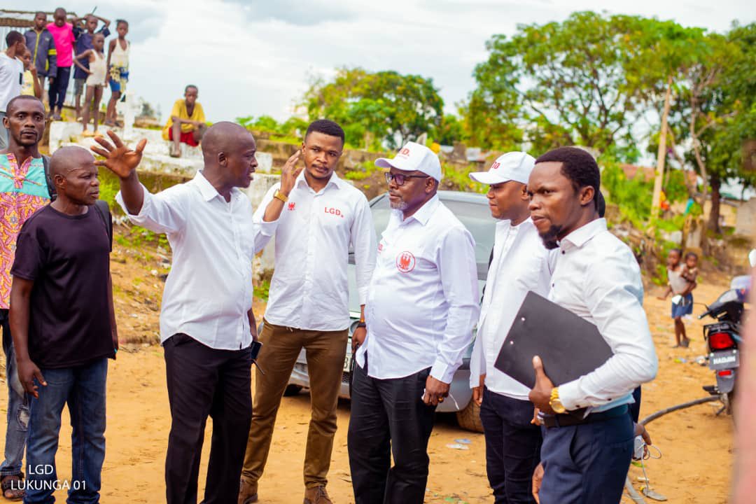 LGDFedLukunga1's tweet photo. L’Activité s’est soldée par une adhésion massive à la vision du LGD et de son PN @Mapon_Matata par la population locale.

Avec La Fédération Lukunga 1 la vision du LGD devient claire dans toutes les contrées https://t.co/XwIJv9K1fQ