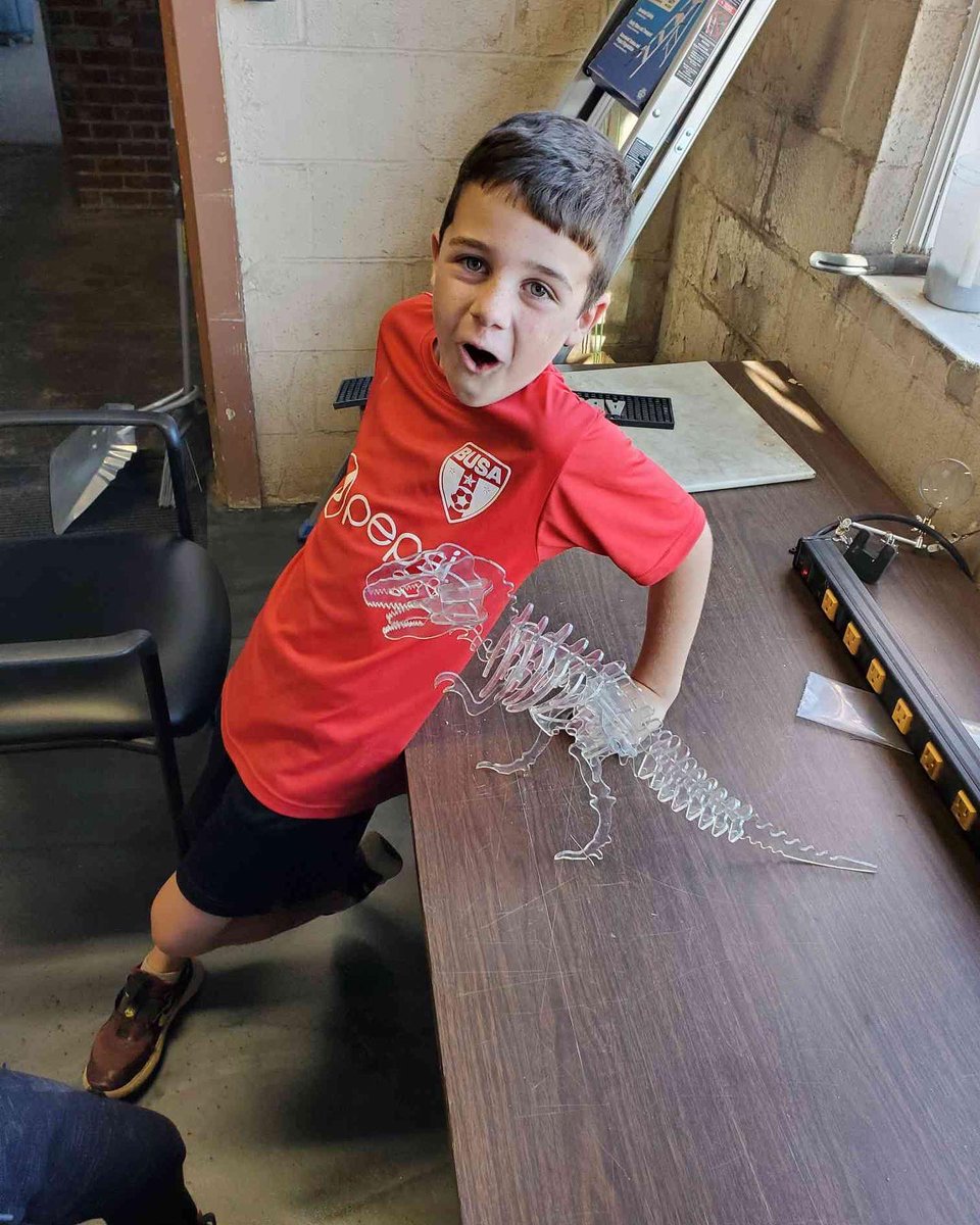 Red Mountain Makers tweet media