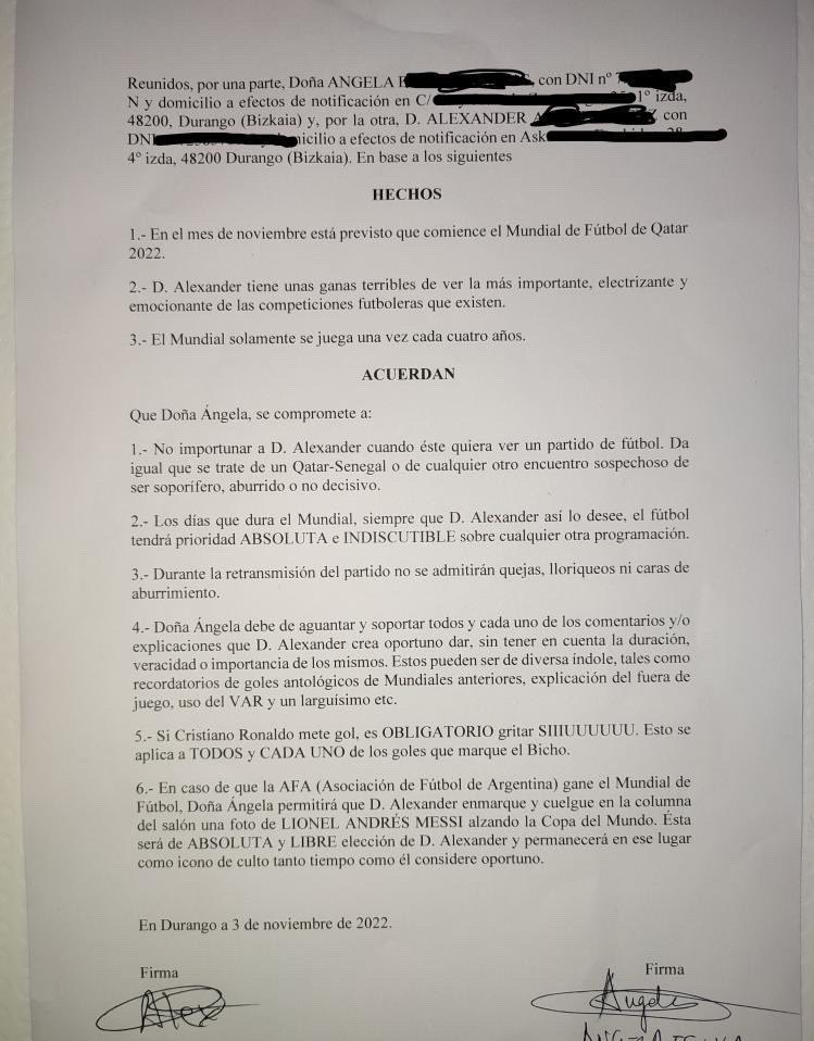 RajadoresFutbol's tweet photo. Cuando tienes pareja, tragarte ciertas aberraciones de partidos que acontecen en la fase de grupo del Mundial, pues se te complica. Véase el Catar vs Ecuador que se viene el domingo. Ante esto, un rajador me manda el acuerdo legal al que ha llegado con su mujer. Bien jugado. https://t.co/DQb8vCVJpP