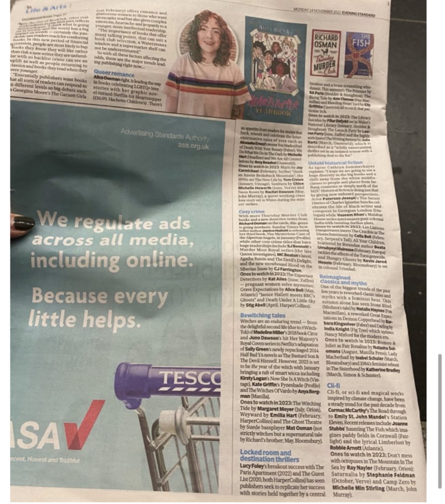 The big book trends for now and 2023 with the amazing @Taffyagent and @aliceokbooks sharing wisdom for @EveningStandard. Spot your favourites… pics courtesy of @Francesca_PR 💜 standard.co.uk/insider/the-bl…
