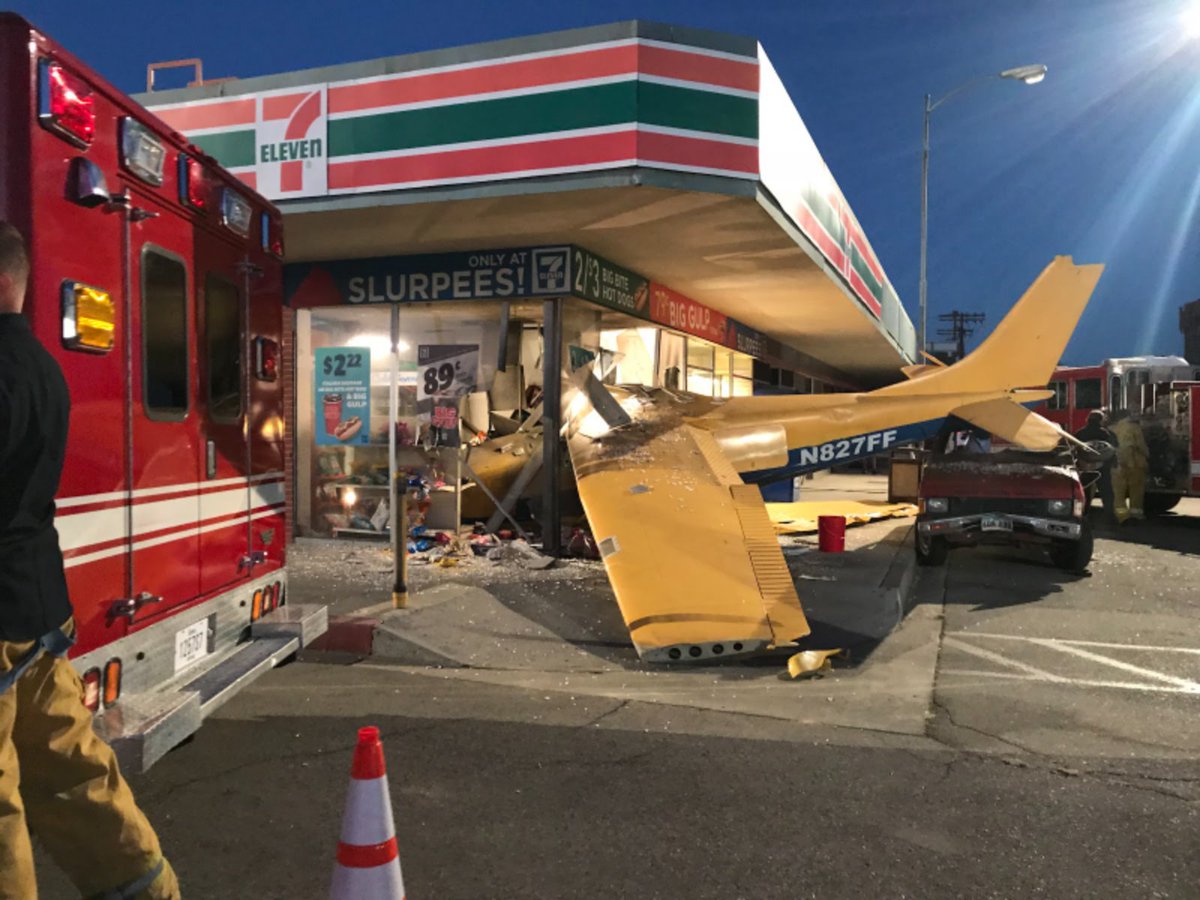 decoratingpages's tweet image. No, this is not a real 7 Eleven. I captured this photo on set! 📸

#dmme #setdecorating #setdecorator #kimwannop #hollywoodset #decoratingpagespodcast