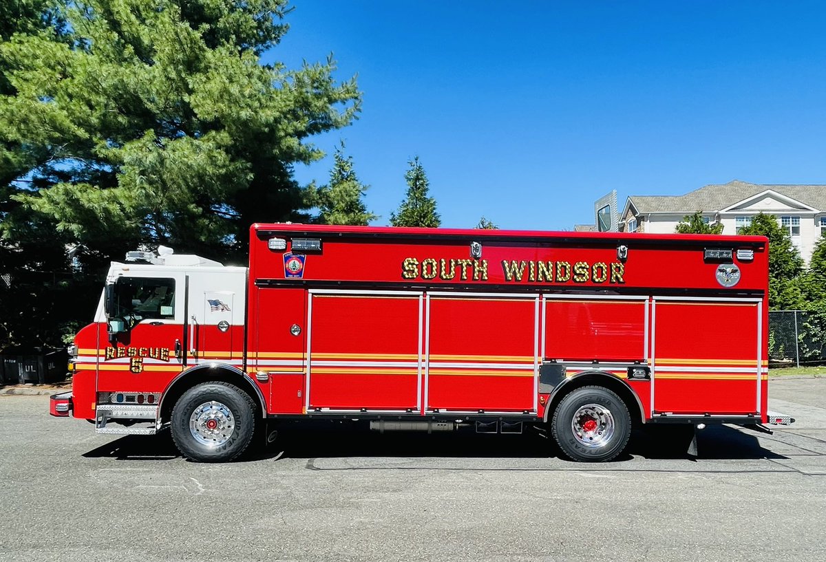SWVFD's tweet image. Great day in South Windsor.  The new Heavy Duty Rescue (R5) is IN SERVICE!!  11-14-22!

Thanks to the Apparatus Committee - after literally years of dedication, time away from family, and more hours than you could fathom - all their hard work has paid off!!!  Great job!!!