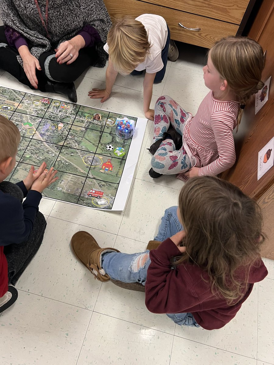 Kate Stokley (@stokleymrs) on Twitter photo We practiced our map skills with blue bot today! Thanks <a href="/APendilhe/">Allison Pendilhe</a> <a href="/LovettsvilleES/">Lovettsville ES</a> We practiced our map skills with blue bot today! Thanks <a href="/APendilhe/">Allison Pendilhe</a> <a href="/LovettsvilleES/">Lovettsville ES</a>