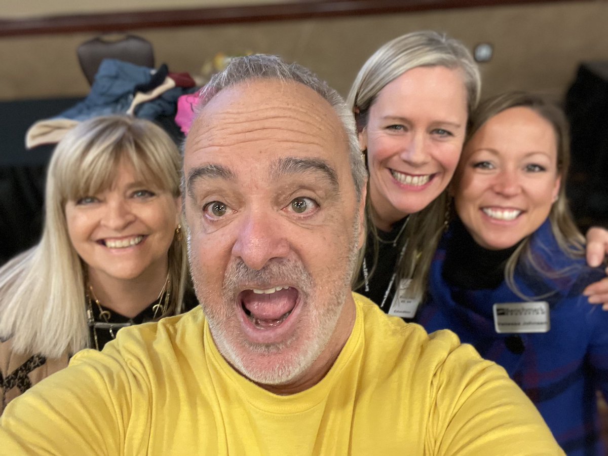 Vanessa Johnsen tweet media