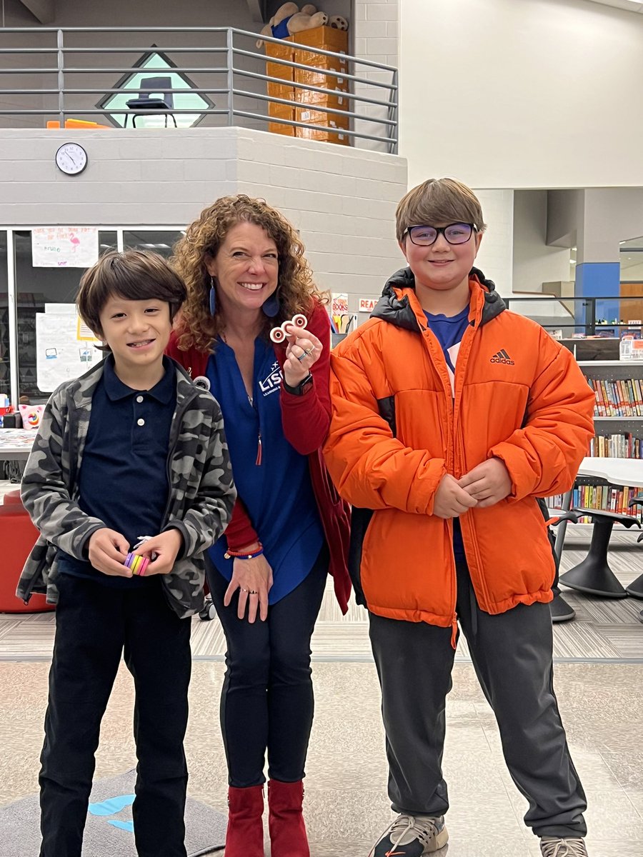Lori4teachers's tweet photo. Best job ever today as I am a judge in “Dolphin Tank” @Donald_ES for 5th grade Fidgets. The creativity is mind blowing. @EmmettMichele @librarian9969 #LISDstem #donaldstem https://t.co/UjLD1nxGmy