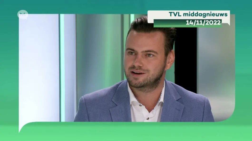 TVLbe's tweet photo. Eerste studiogesprek jongste burgemeester van het land: Pelt geen kandidaat om in grote fusie Noord-Limburgse gemeenten te stappen  - https://t.co/mXKd7eEo9w #tvlnieuws https://t.co/AijiIPTAus