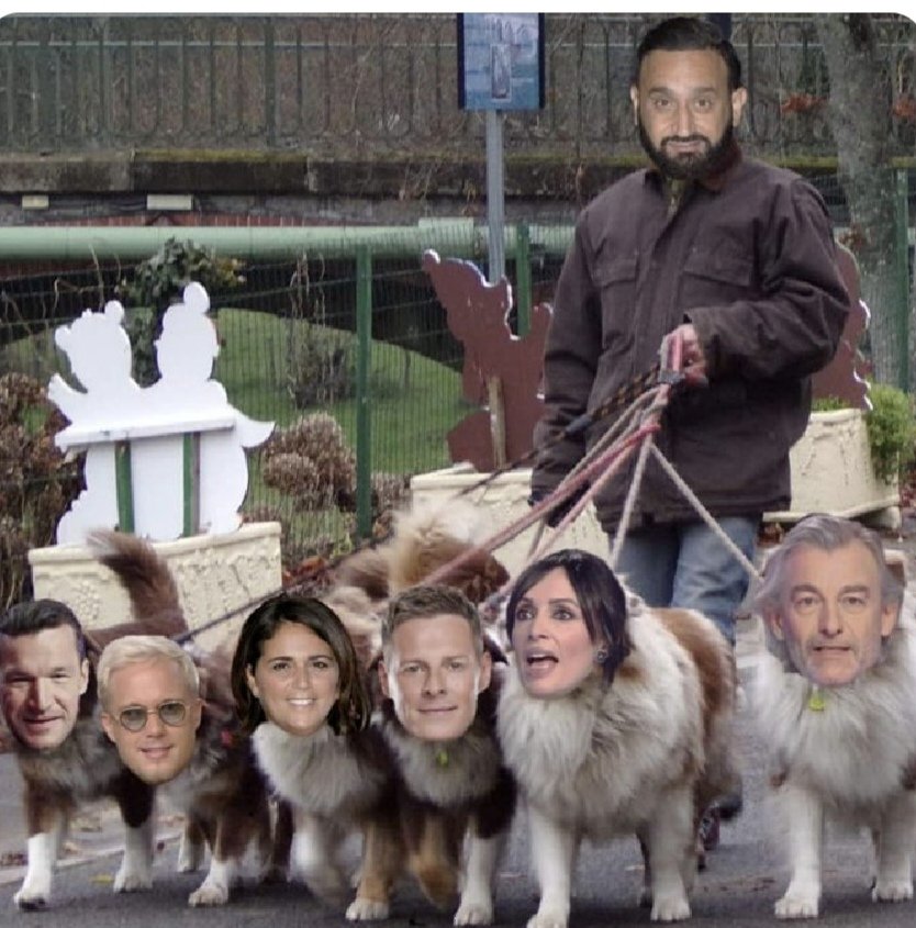 NancyStanislas's tweet photo. @TPMP @Cyrilhanouna Et quand allez-vous parler de Bolloré ? Bandes de cons... 
Boyard les aurait piègé et insulté..Bizarre nous on a vu l'inverse nous..
#hanounaGrosCon https://t.co/IG9nJaU9r8
