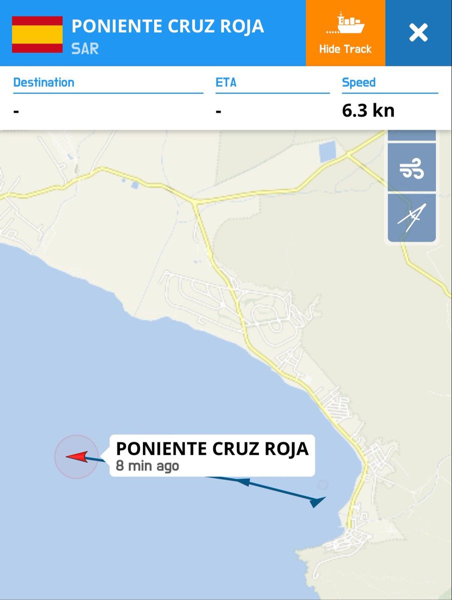 CruzRojaRMurcia's tweet photo. Activada #BasedeMar de #Mazarrón para asistir a una embarcación de 5,5m de eslora por avería, con 3 pax a bordo a 2 cables frente a la #Azohía. LSPoniente lo remolca al #PuertoMazarrón @112rmurcia https://t.co/2RrXvr7Ob9