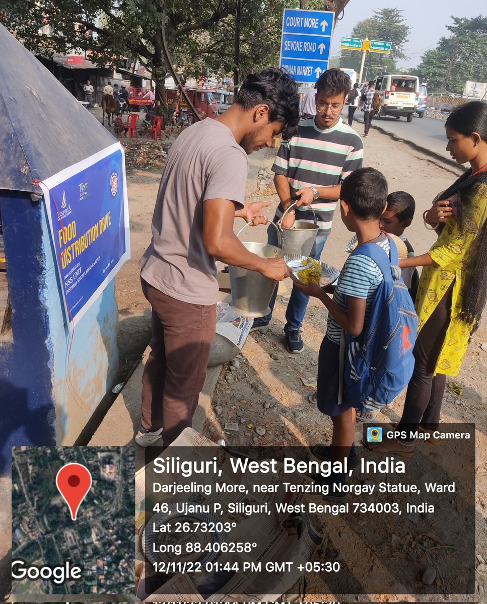 NInspiria's tweet photo. @NInspiria Successful organized  Second Drive “Food Distribution Drive” . Nss Volunteer distributed Food(Khichri) to the homeless people living around the Darjeeling More of Siliguri on 12th November 2022...

#nss #nssinspiria #nssunit #nss_siliguri #food_distribution_drive https://t.co/ksy1VcQtNd