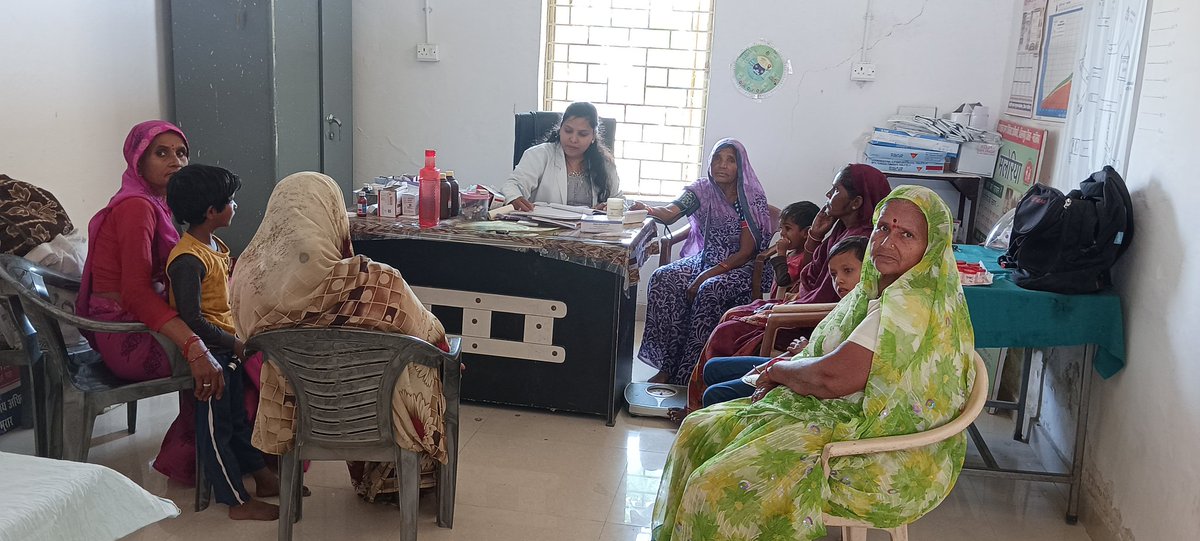 ReetaHatwar's tweet photo. World Diabetes Day celebrated.
 #ANC check,.
 #NCD screening. 
Activity - Yoga. 
HWC-  Bijoli. 
Block- Hastinapur. 
District- Gwalior. https://t.co/eMDq0KaGkG