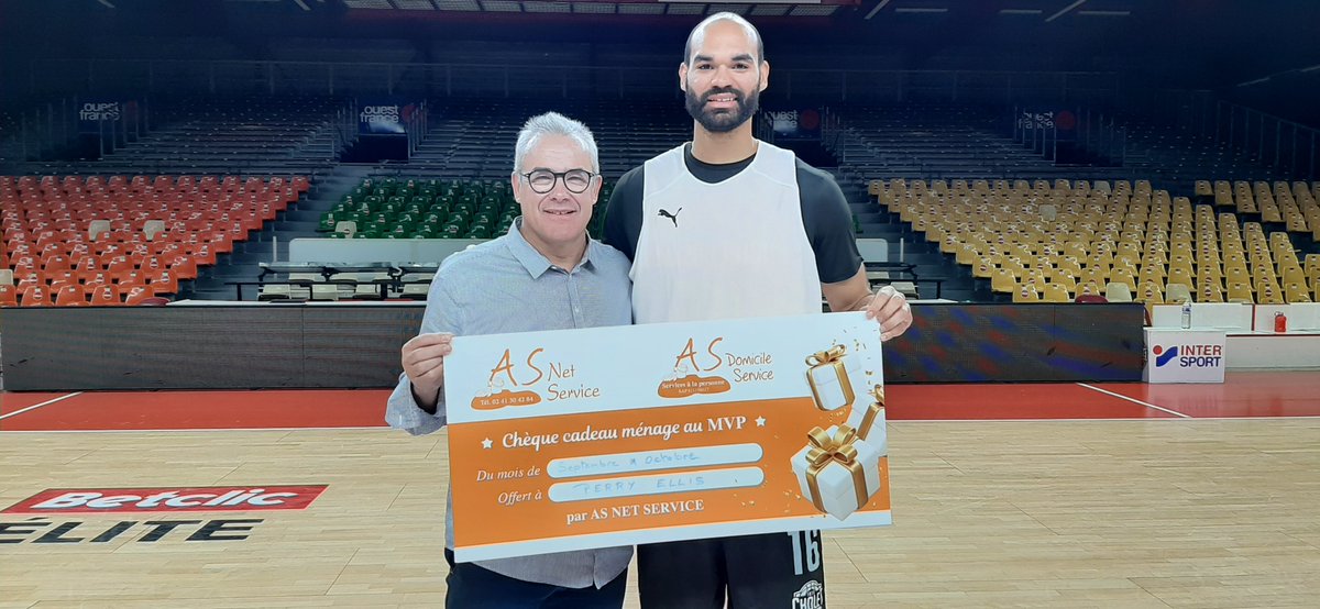 As Net Service vous présente le MVP Choletais de sept-oct 2022 !🤩

<a href="/PElliz/">Perry Ellis</a> a obtenu 40% des voix sur 1180 votes répartis entre Facebook et Insta. Dominic Artis a récolté 36% des voix et T.J. Campbell 22%👏

Highlights de Perry👉 bit.ly/PEMVPsept-oct22

#CBFAMILY #MVPCHOLETAIS
