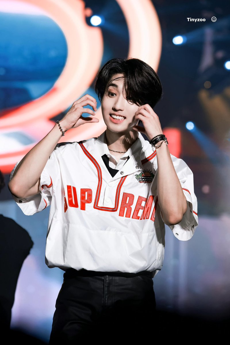 8_leeminho's tweet photo. @TOP100KPOP I vote #han #StrayKids #TOP100MostHandsomeFace #HanJisung #4thgenace https://t.co/3ztRtmIjep