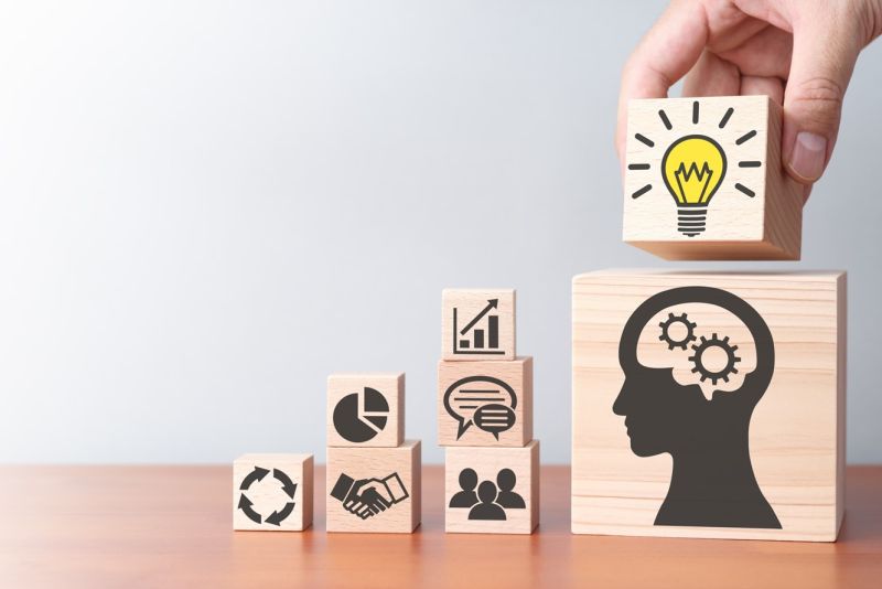 ⏰ Inscrivez-vous au forum "L’éducation au numérique" le 25/11 de 9h à 16h à Gosselies, pour les professionnel·e·s de l’enseignement primaire
🚀 Des ateliers autour de pratiques d'éducation au numérique en lien avec le FMTTN
✍ Inscriptions : anousdejouer.be
#pacte