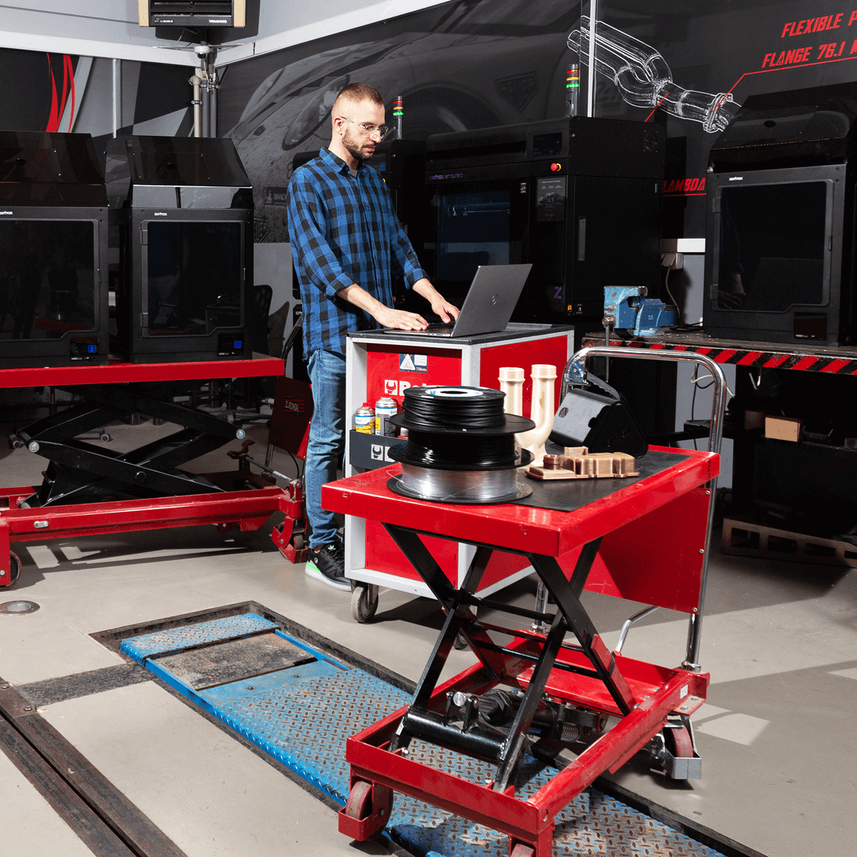 Zortrax_3D's tweet photo. A .gcode to .zcode converter is available at #Zortrax Support Center: https://t.co/d708H0o2PD.
If you use a #slicer other than #ZSUITE, you can now get a zcode or zcodex2 file to print on any Zortrax #LPD and #LPDPlus machine. Instructions are in the README text file. https://t.co/DBBpbTOi3F