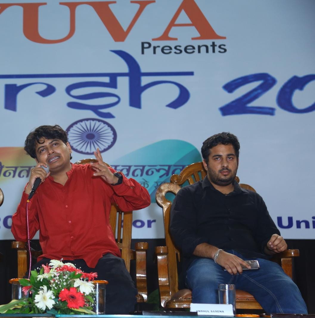 AskAmullaya's tweet photo. #Vimarsh2022  
With @AskAnshul
The session was insightful and eye-opening. https://t.co/3qZGg7izZi