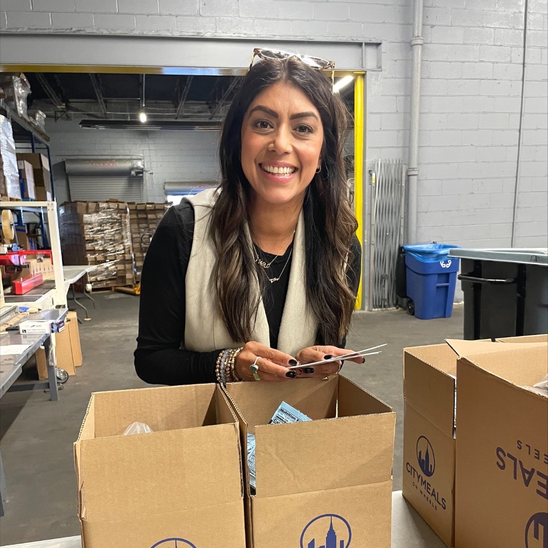 Our friends @beamsuntory packed 2,266 Emergency Food Packages at our warehouse last week. That's over 9,000 shelf-stable meals to be delivered to our meal recipients to ensure they're prepared for winter weather. Thanks for nourishing your homebound elderly neighbors!