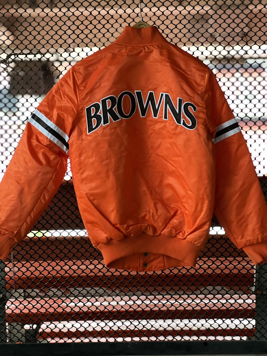 BrownsProShop tweet media